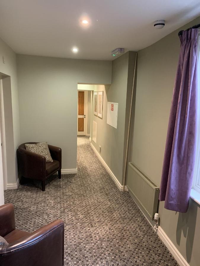 George And Dragon Bed & Breakfast Tarvin Bagian luar foto