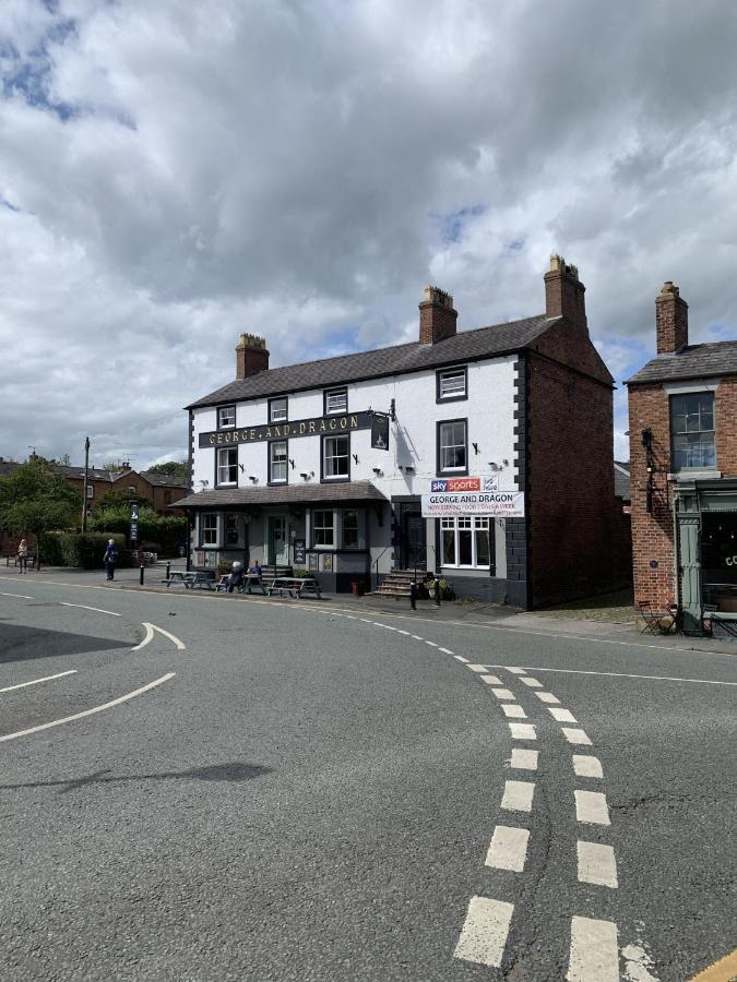 George And Dragon Bed & Breakfast Tarvin Bagian luar foto
